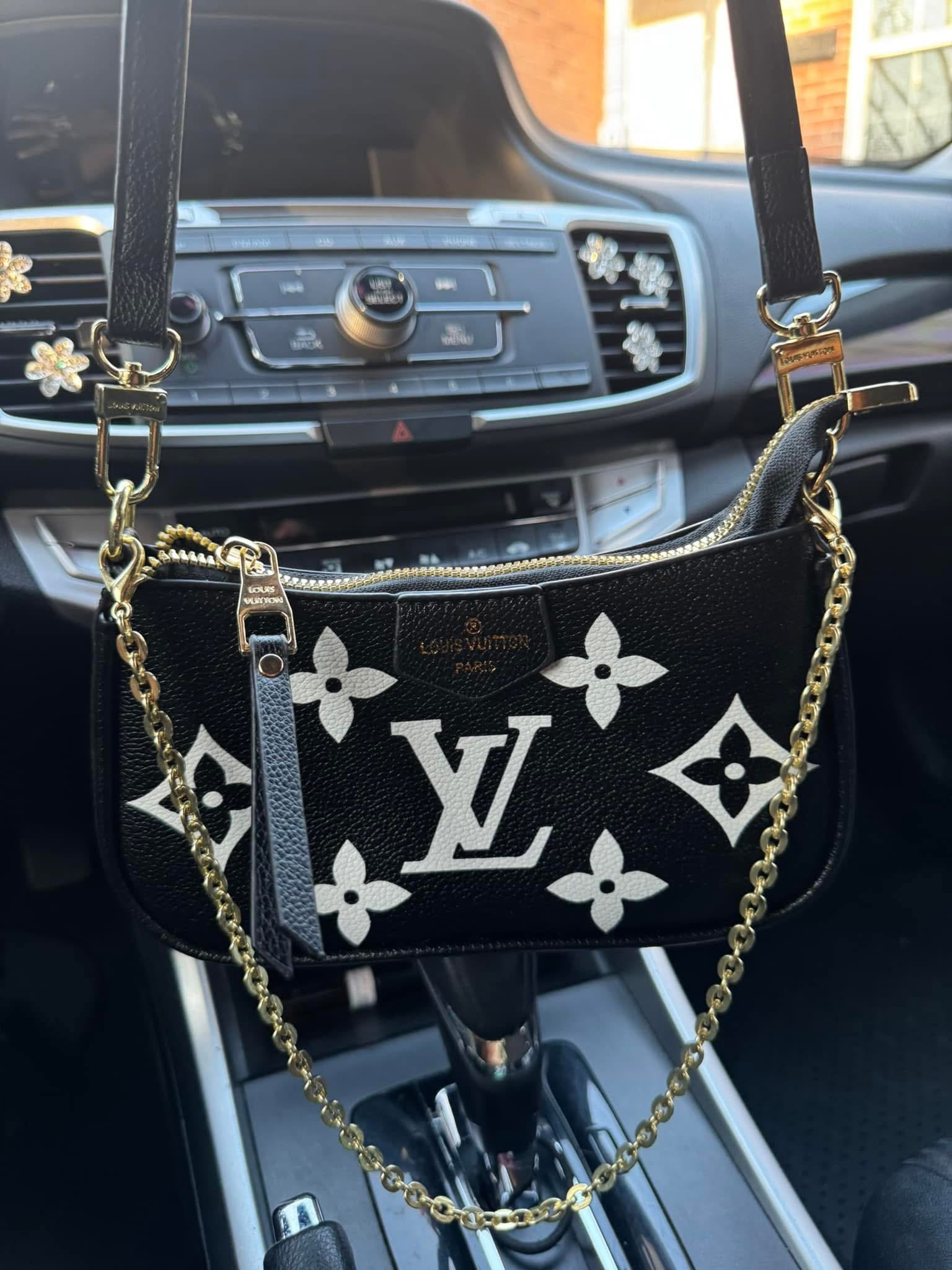 LV SHOULDER BAG